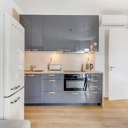 Apartment New 2br Fancy Luminous W/ Ac | By Airnest *